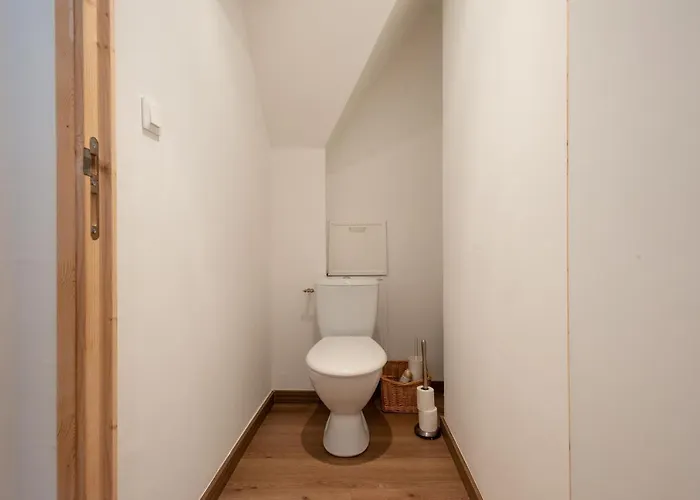 Entre Terre Et Jeanne D Arc Between Land And Sea * Wimille