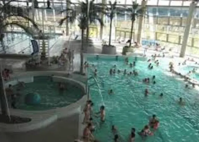 Entre Terre Et Jeanne D Arc Between Land And Sea *